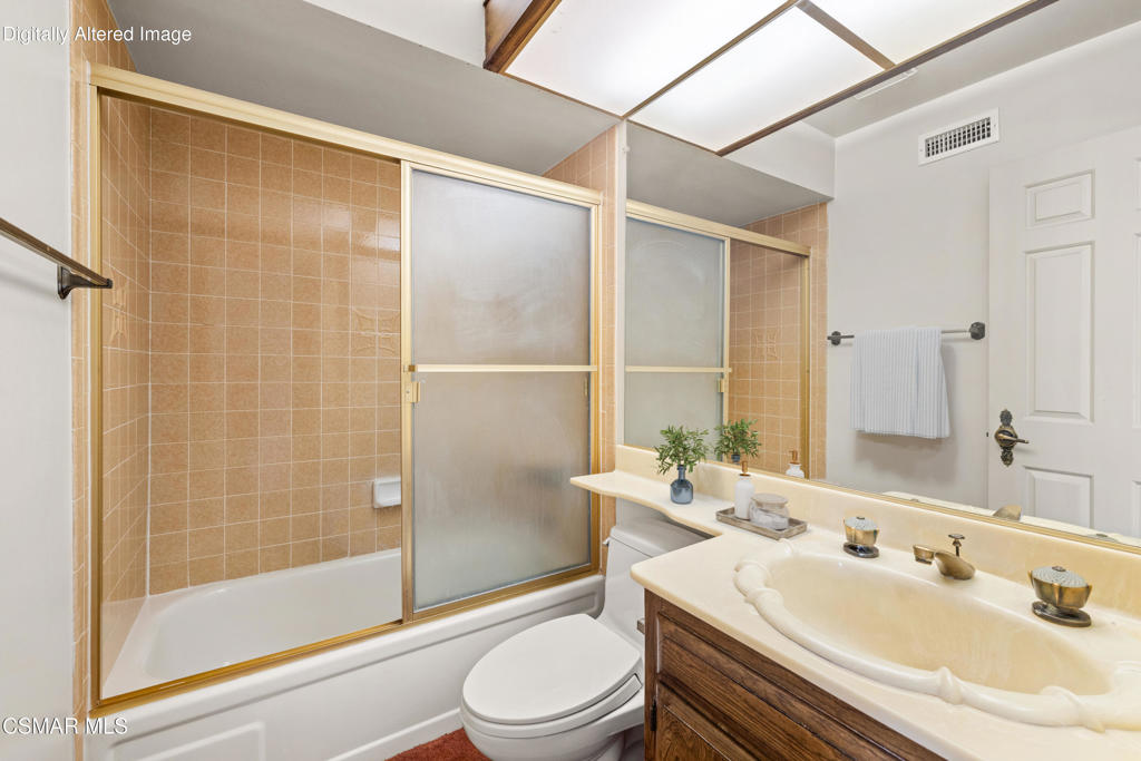 Calabasas, California, 91302, United States, 3 Bedrooms Bedrooms, ,3 BathroomsBathrooms,Residential,For Sale,1980922