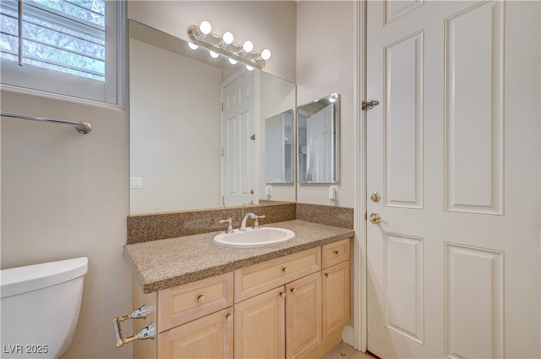 Las Vegas, Nevada, 89117, United States, 4 Bedrooms Bedrooms, ,5 BathroomsBathrooms,Residential,For Sale,2005418