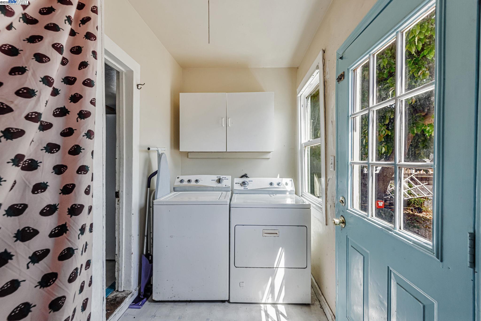 Fremont, California, 94536, United States, 3 Bedrooms Bedrooms, ,1 BathroomBathrooms,Residential,For Sale,1911094