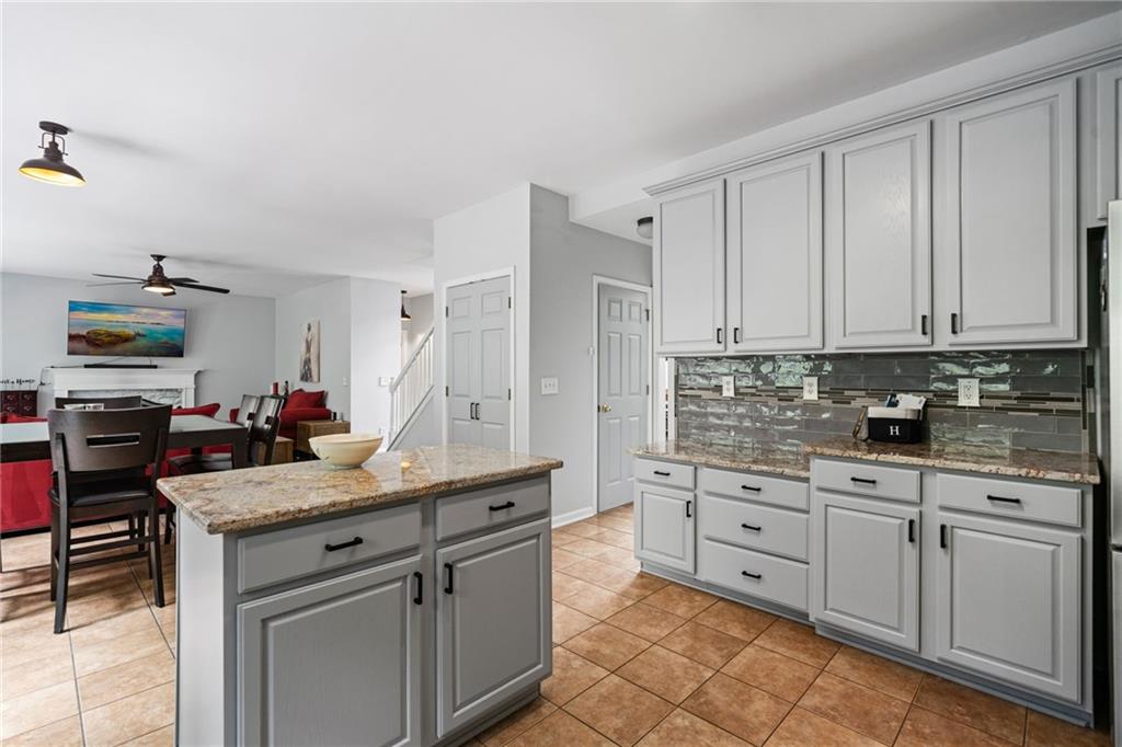 Buford, Georgia, 30518, United States, 6 Bedrooms Bedrooms, ,4 BathroomsBathrooms,Residential,For Sale,1979602