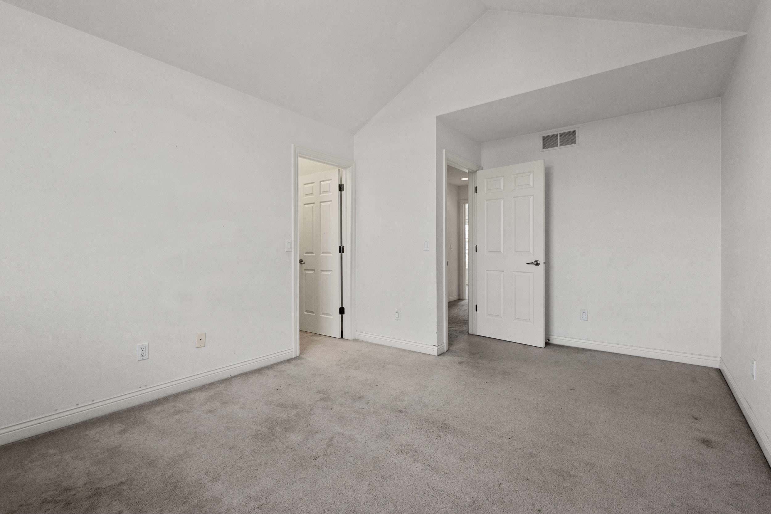 Neenah, Wisconsin, 54956, United States, 4 Bedrooms Bedrooms, ,4 BathroomsBathrooms,Residential,For Sale,2009694