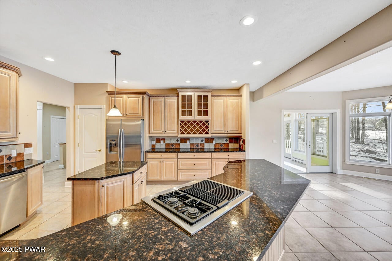 Lords Valley, Pennsylvania, 18428, United States, 3 Bedrooms Bedrooms, ,3 BathroomsBathrooms,Residential,For Sale,2005148