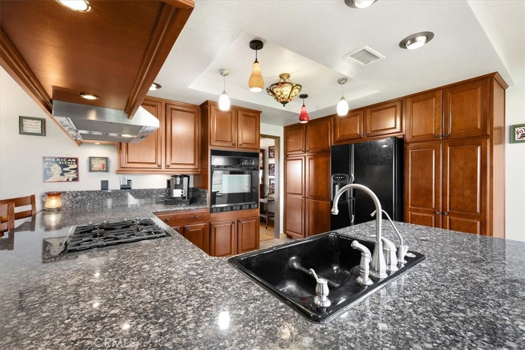 Hesperia, California, 92345, United States, 6 Bedrooms Bedrooms, ,4 BathroomsBathrooms,Residential,For Sale,1942920