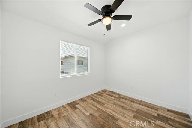 Los Angeles, California, 90044, United States, ,Residential,For Sale,1984386