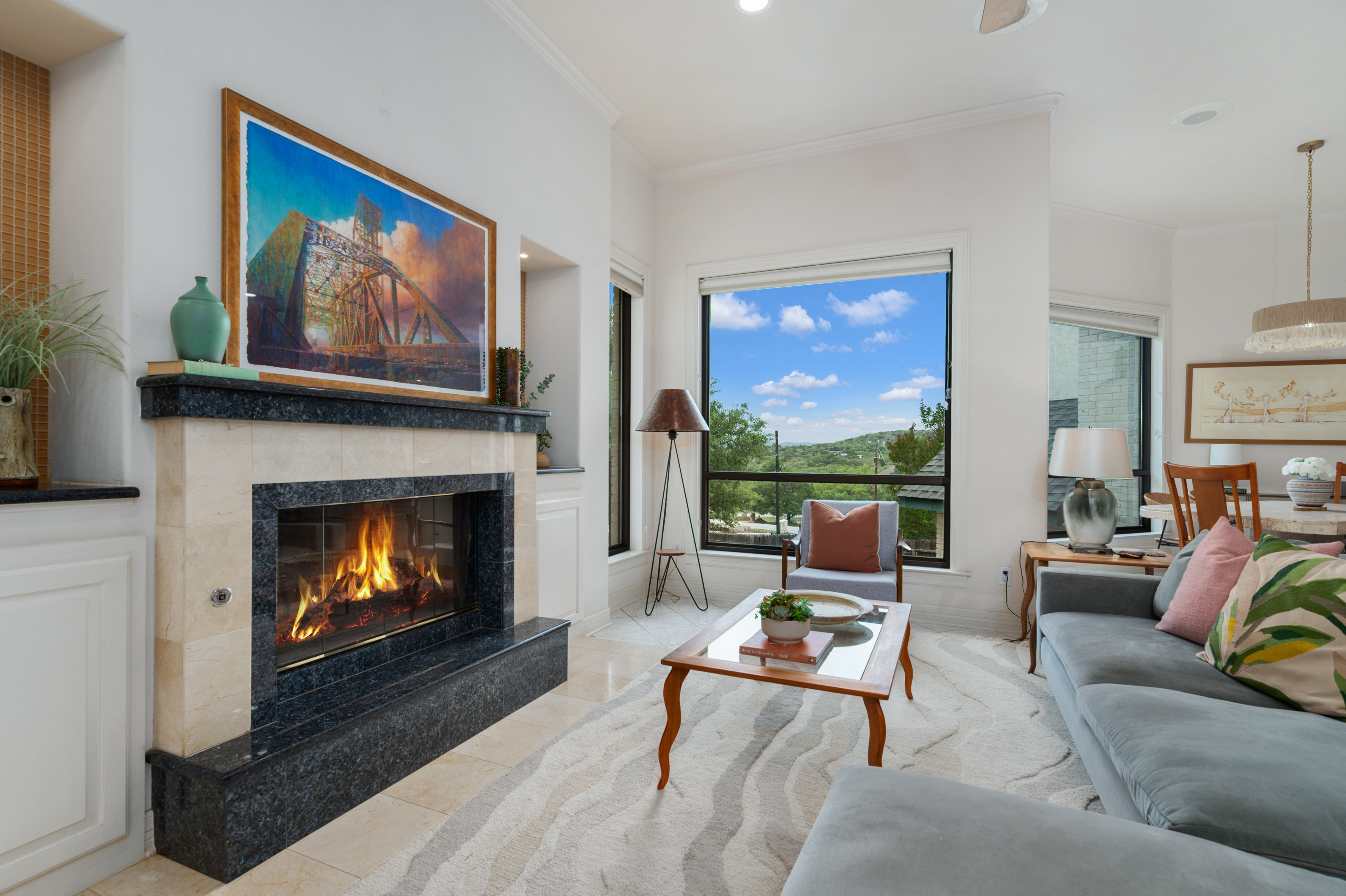  Luxury Living with Hilltop Views - 物件實景