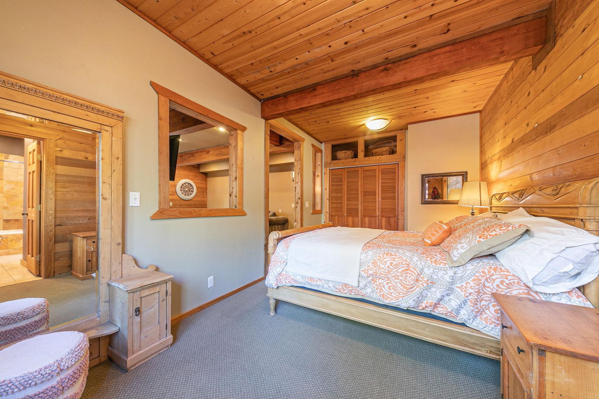 Truckee, California, 96161, United States, 4 Bedrooms Bedrooms, ,3 BathroomsBathrooms,Residential,For Sale,1998817