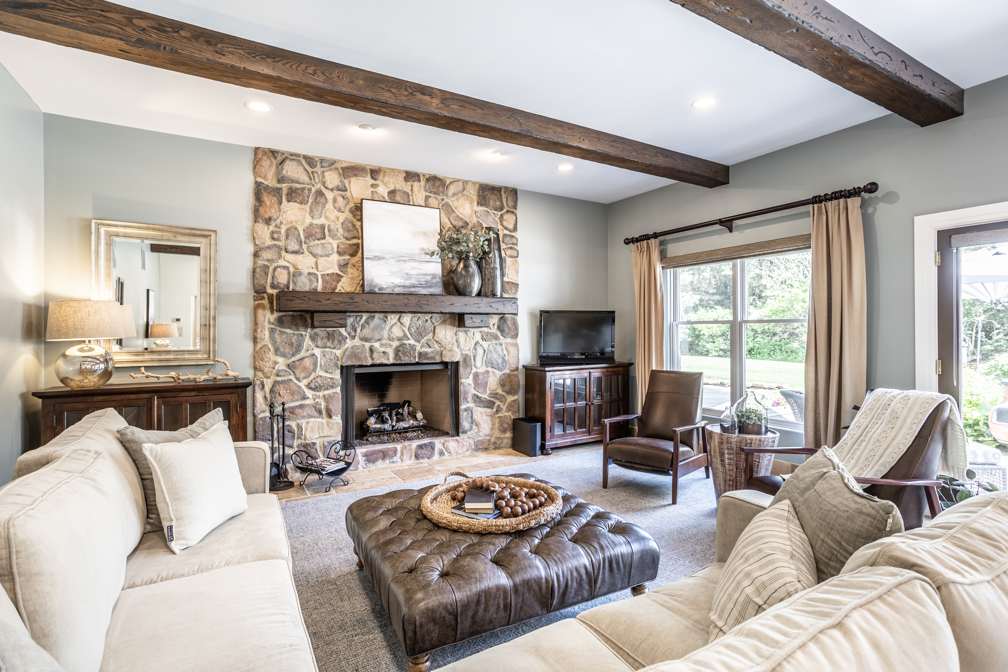  Rare Opportunity to Own a Stunning Home with Acreage in West Carmel - 物件實景