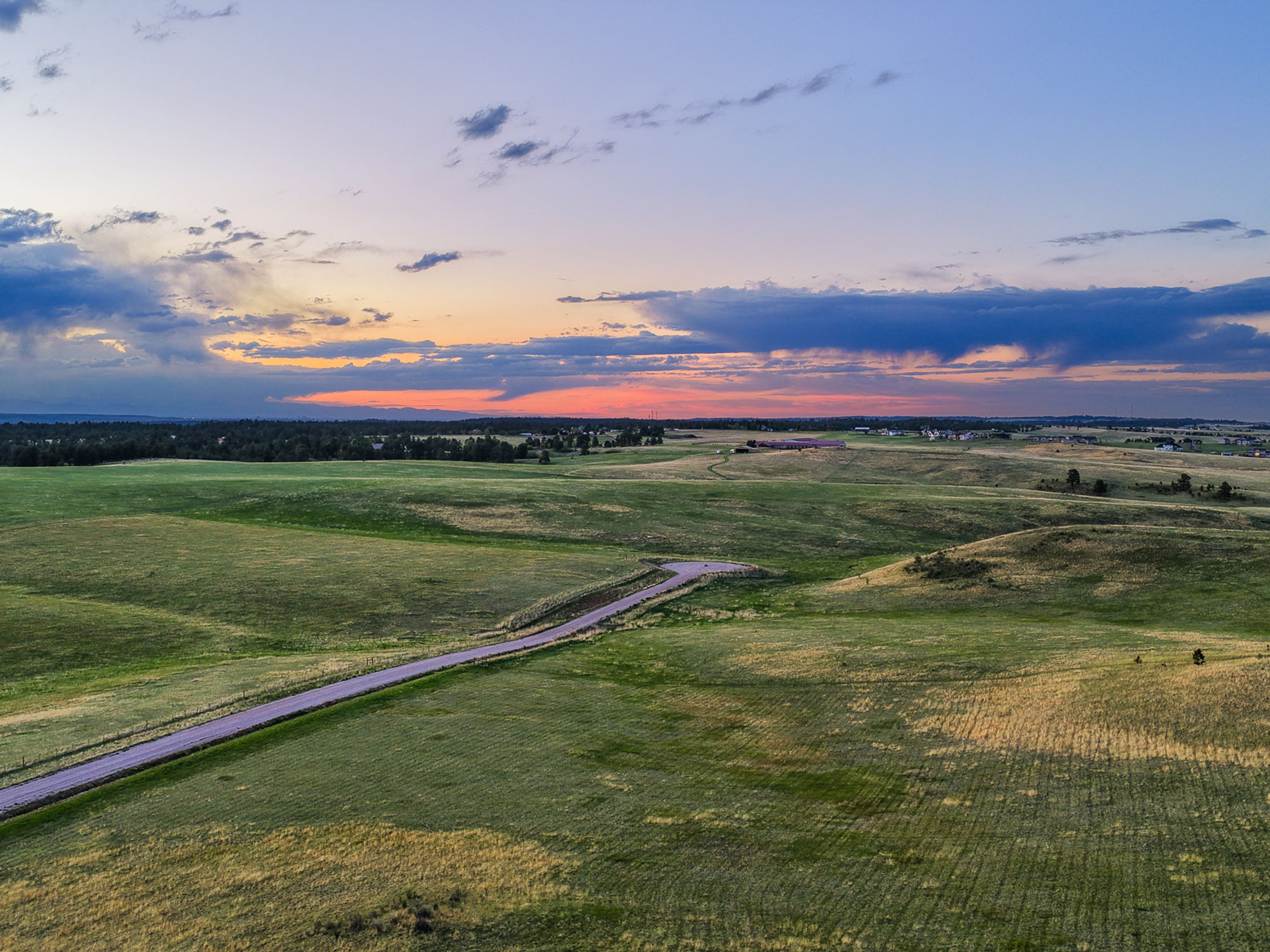  10 Acres with Deeded Water Rights and Pikes Peak Views Near Elizabeth - 物件實景