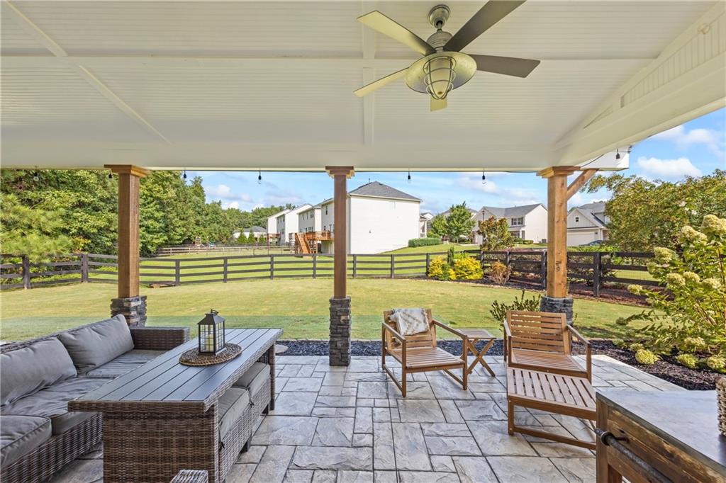 Cumming, Georgia, 30028, United States, 5 Bedrooms Bedrooms, ,4 BathroomsBathrooms,Residential,For Sale,1976985