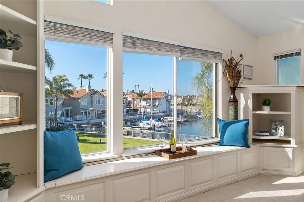 Long Beach, California, 90803, United States, 3 Bedrooms Bedrooms, ,3 BathroomsBathrooms,Residential,For Sale,1989113