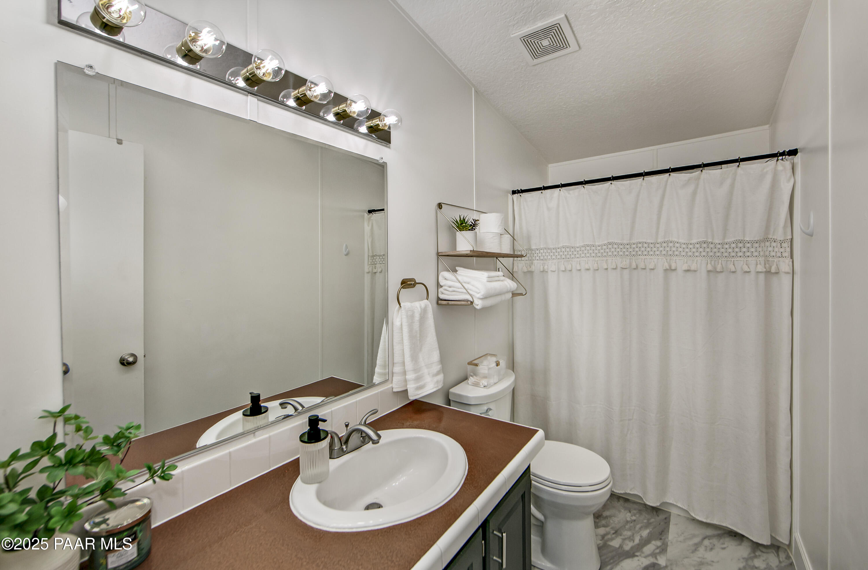 Prescott Valley, Arizona, 86315, United States, ,Residential,For Sale,1858306