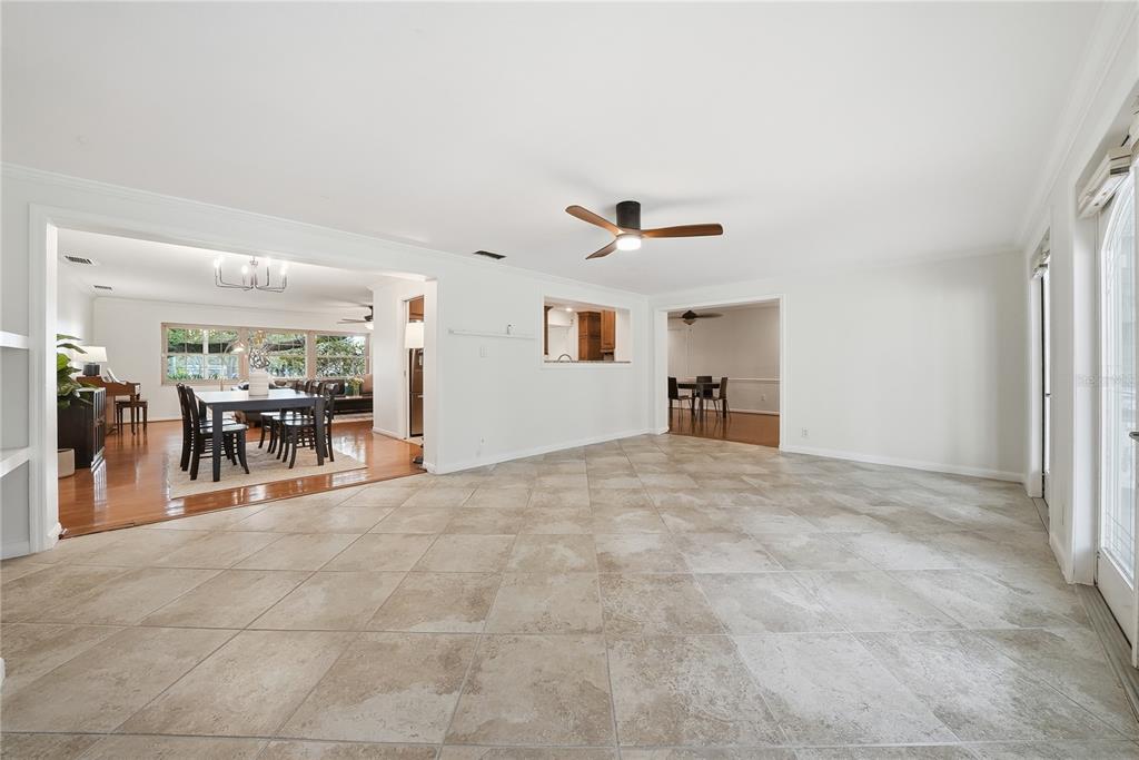 St Petersburg, Florida, 33703, United States, 4 Bedrooms Bedrooms, ,4 BathroomsBathrooms,Residential,For Sale,2002188