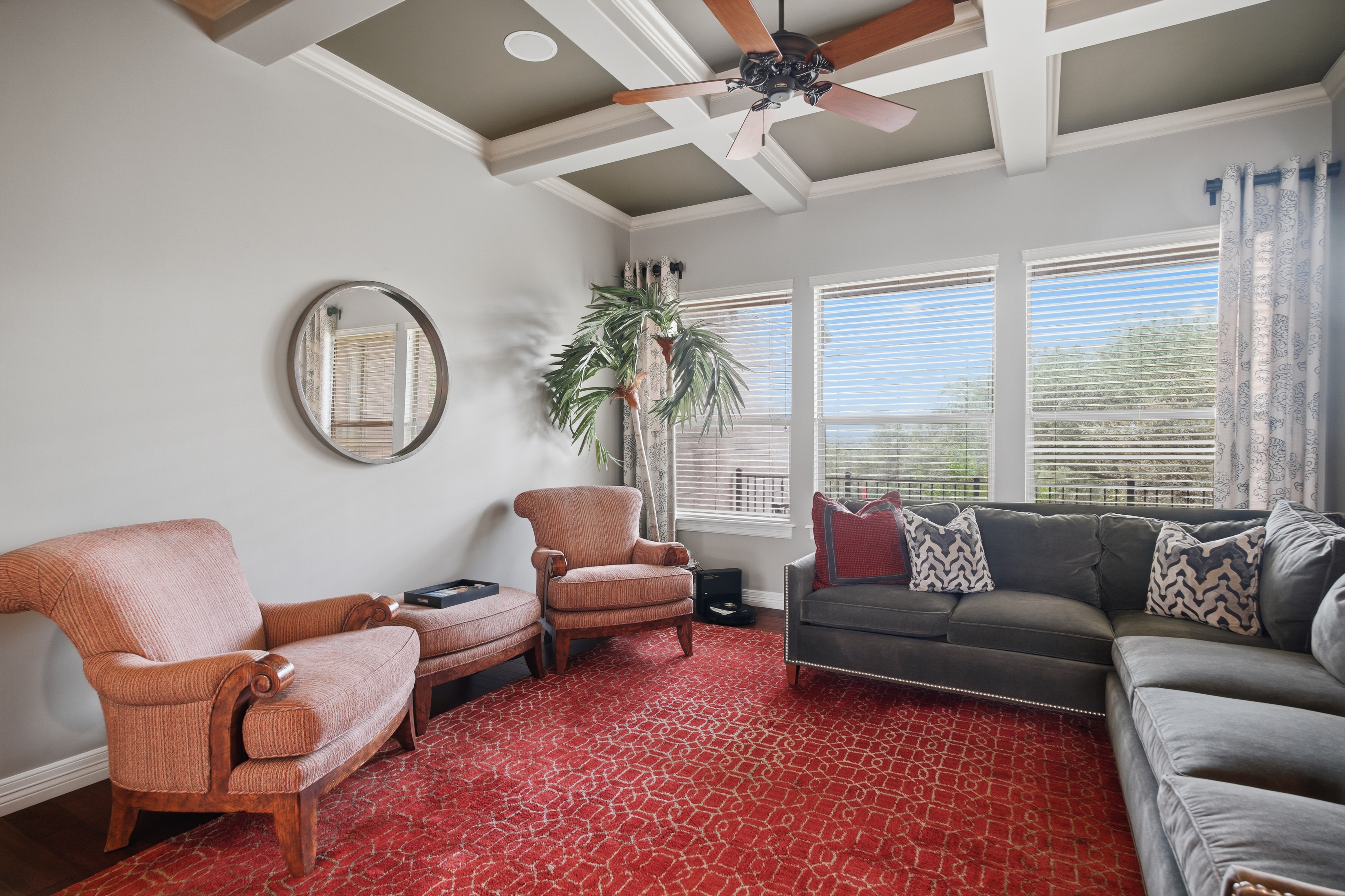  Iron Horse Canyon Estate with Resort-Style Backyard - 物件實景
