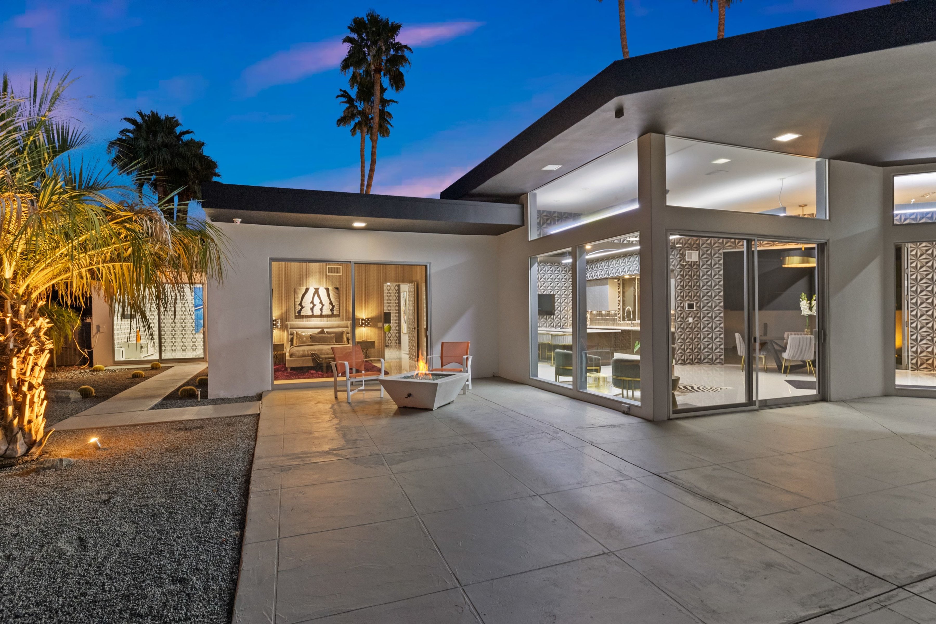  Custom Contemporary On Rare Double Indian Wells Lot - 物件實景