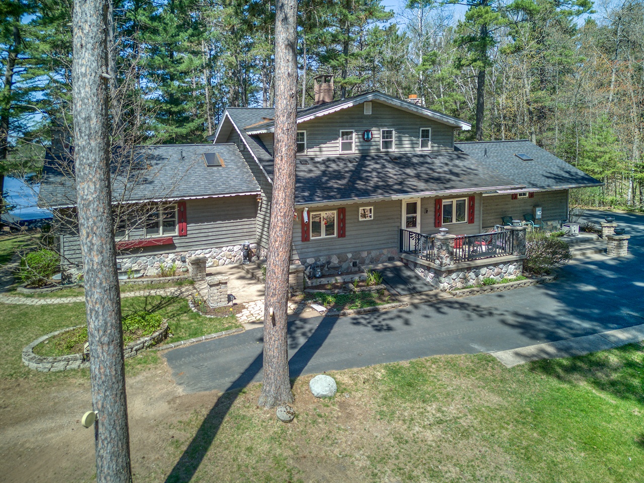 Manitowish Waters, Wisconsin, 54545, United States, 3 Bedrooms Bedrooms, ,4 BathroomsBathrooms,Residential,For Sale,1823646