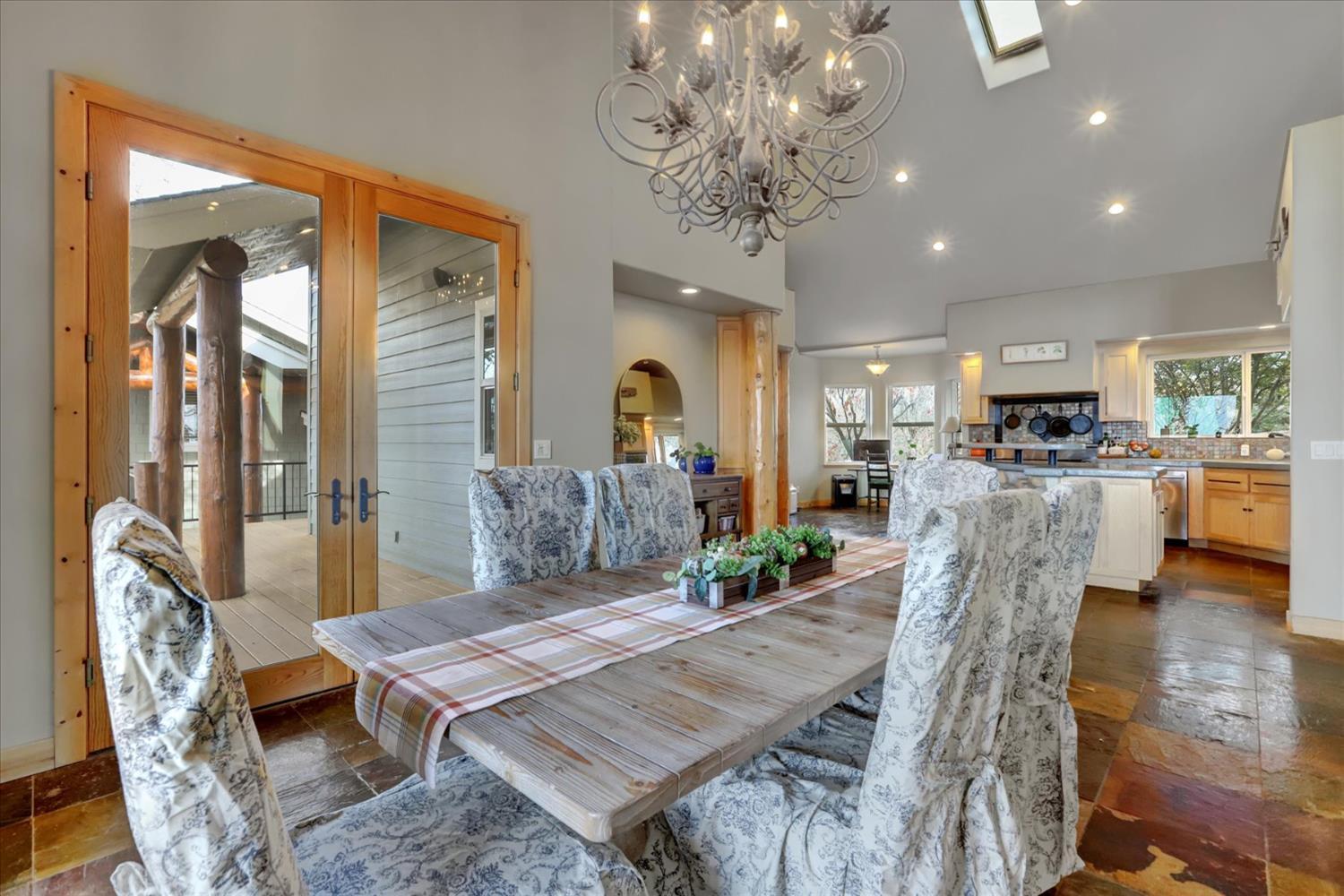 Grass Valley, California, 95949, United States, 3 Bedrooms Bedrooms, ,3 BathroomsBathrooms,Residential,For Sale,1992589