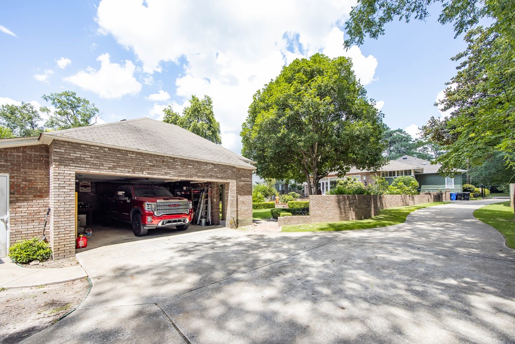 Columbus, Georgia, 31906, United States, 5 Bedrooms Bedrooms, ,4 BathroomsBathrooms,Residential,For Sale,1906987
