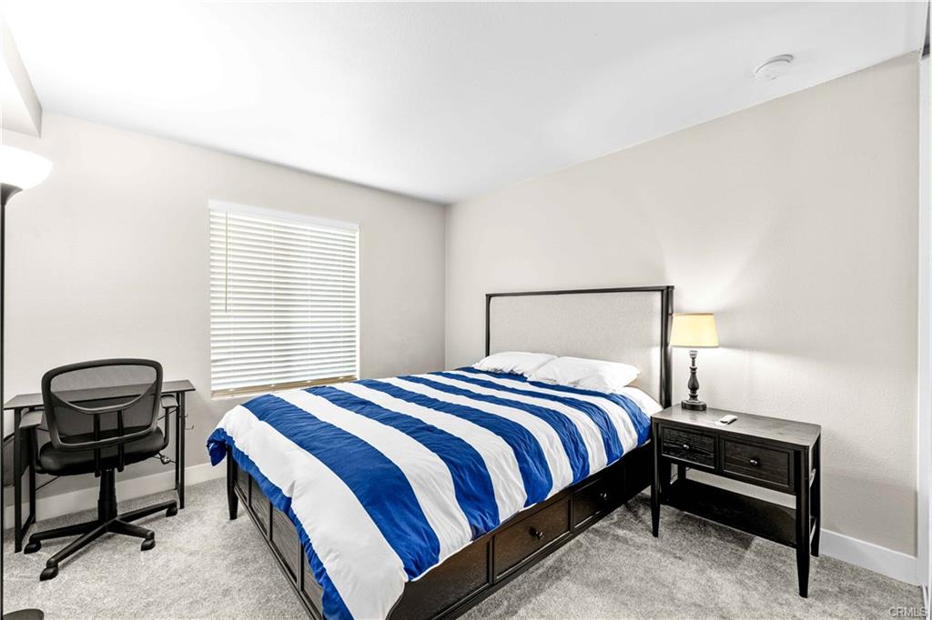 Lake Forest, California, 92630, United States, 2 Bedrooms Bedrooms, ,Residential,For Sale,1978731