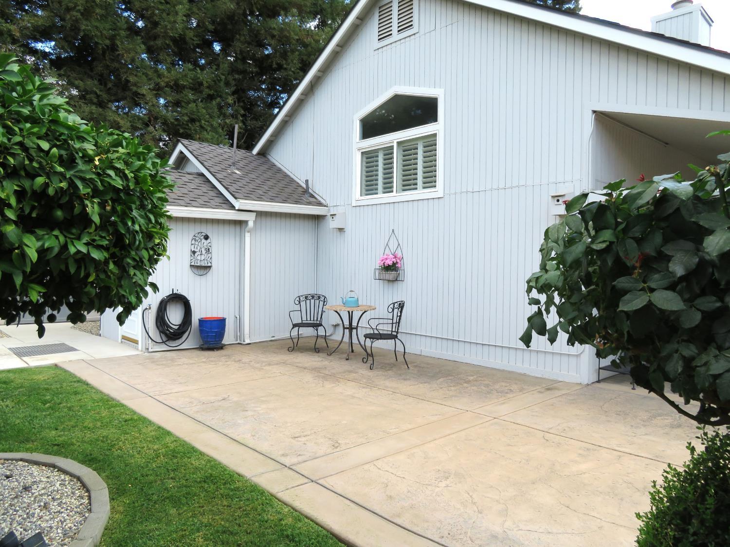 Oakdale, California, 95361, United States, 3 Bedrooms Bedrooms, ,2 BathroomsBathrooms,Residential,For Sale,1942703