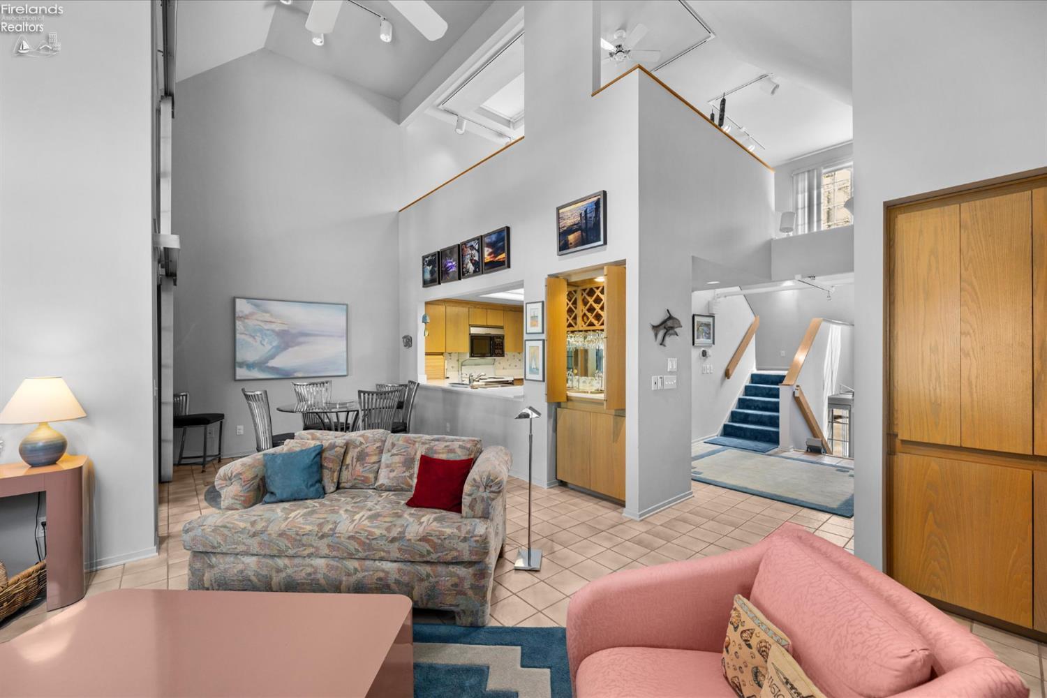 Port Clinton, Ohio, 43452, United States, 2 Bedrooms Bedrooms, ,3 BathroomsBathrooms,Residential,For Sale,1982032