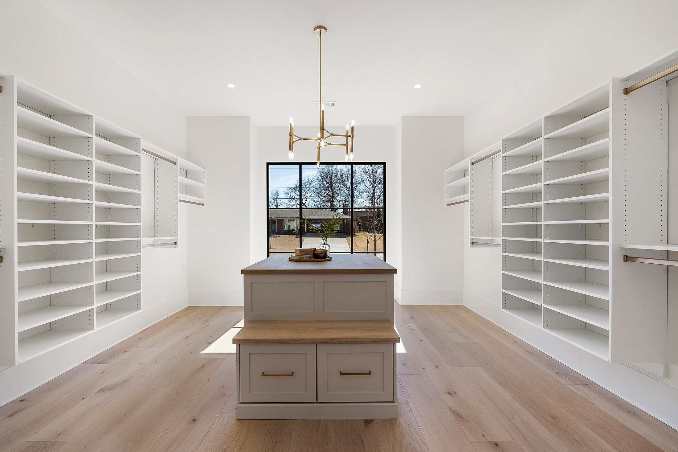  Rare Basement Home Located in Sought-After Communities in Downtown Alpharetta - 物件實景