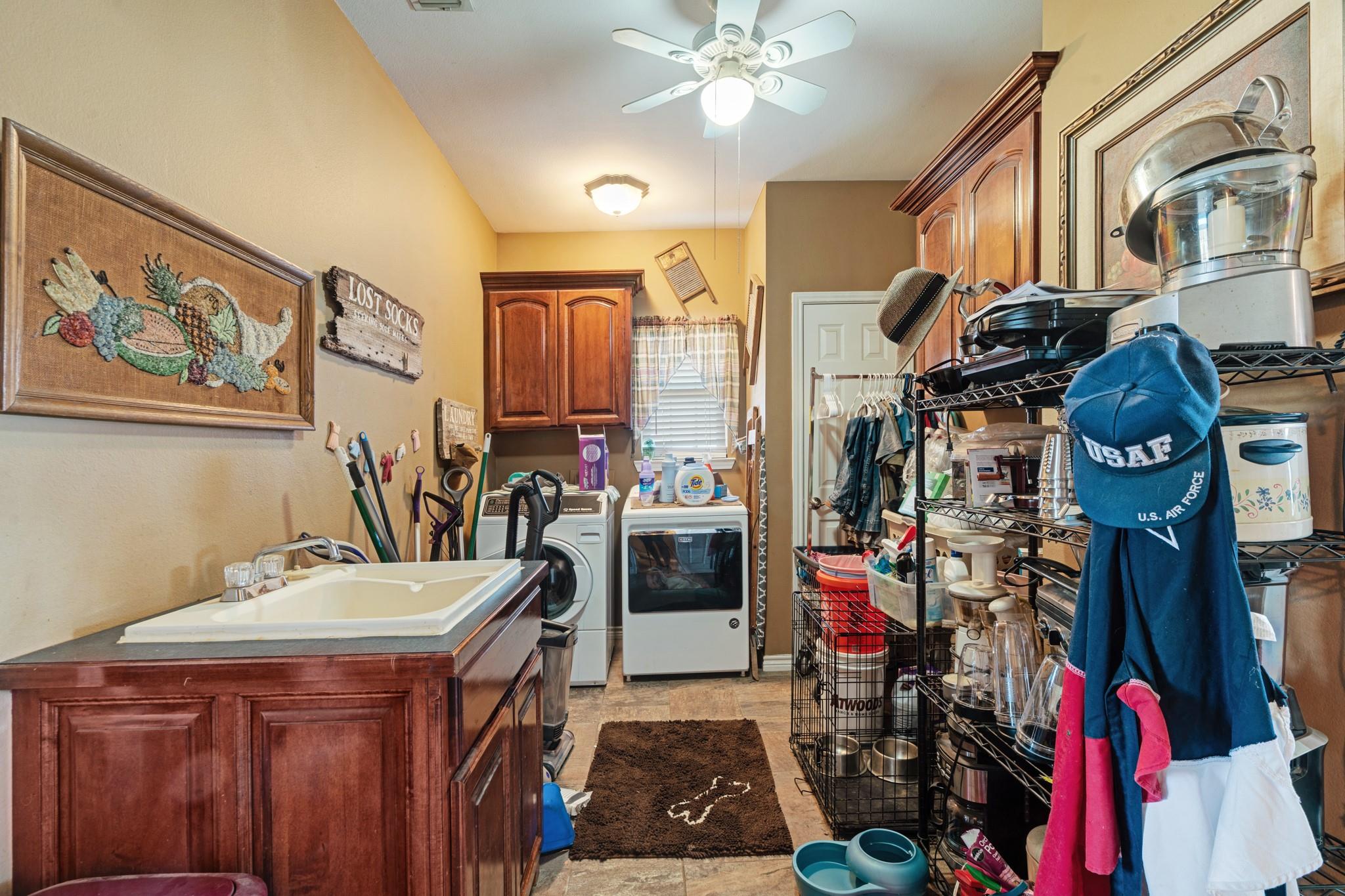 Deport, Texas, 75436, United States, 3 Bedrooms Bedrooms, ,3 BathroomsBathrooms,Residential,For Sale,1982832