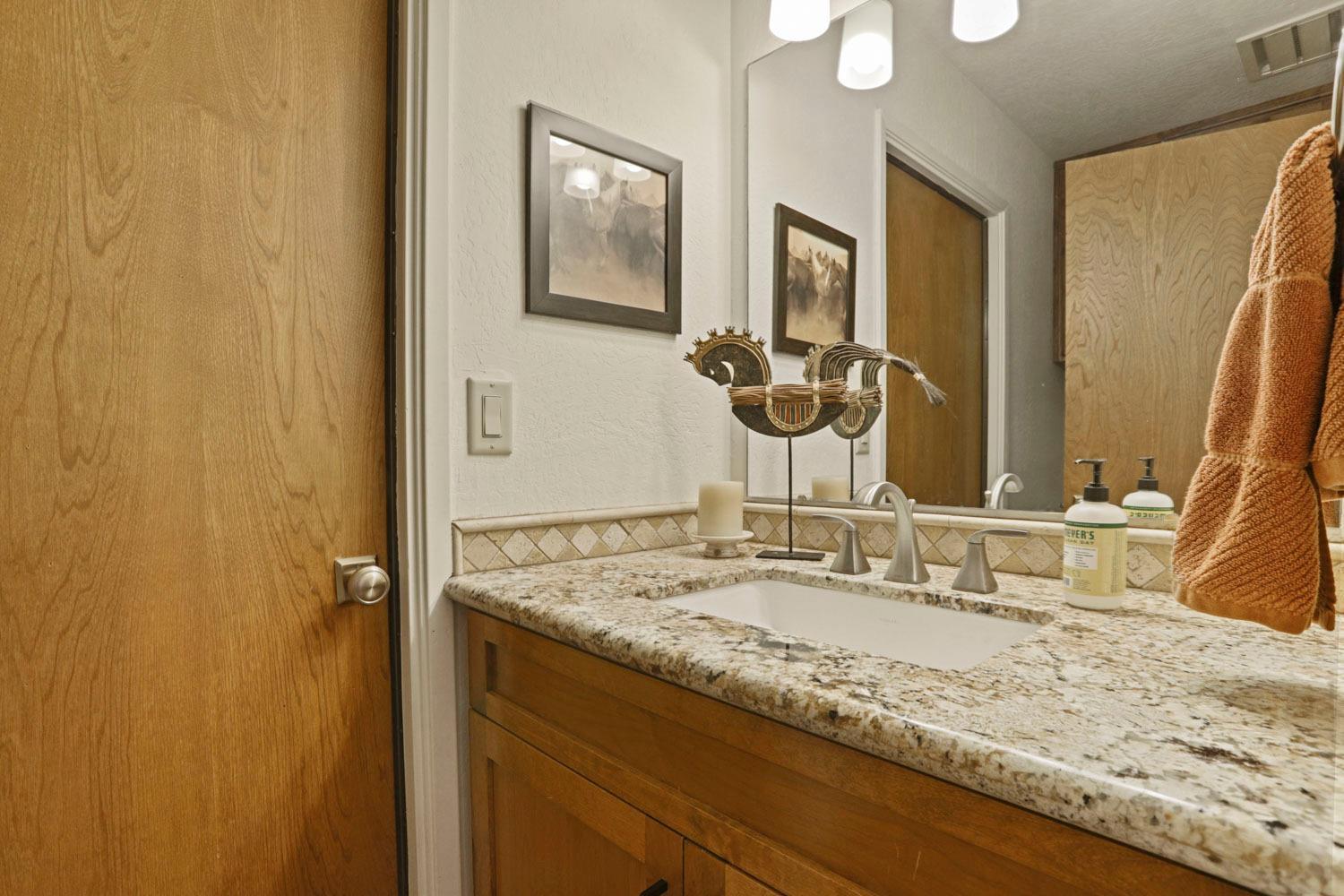Coulterville, California, 95311, United States, 3 Bedrooms Bedrooms, ,4 BathroomsBathrooms,Residential,For Sale,1792309