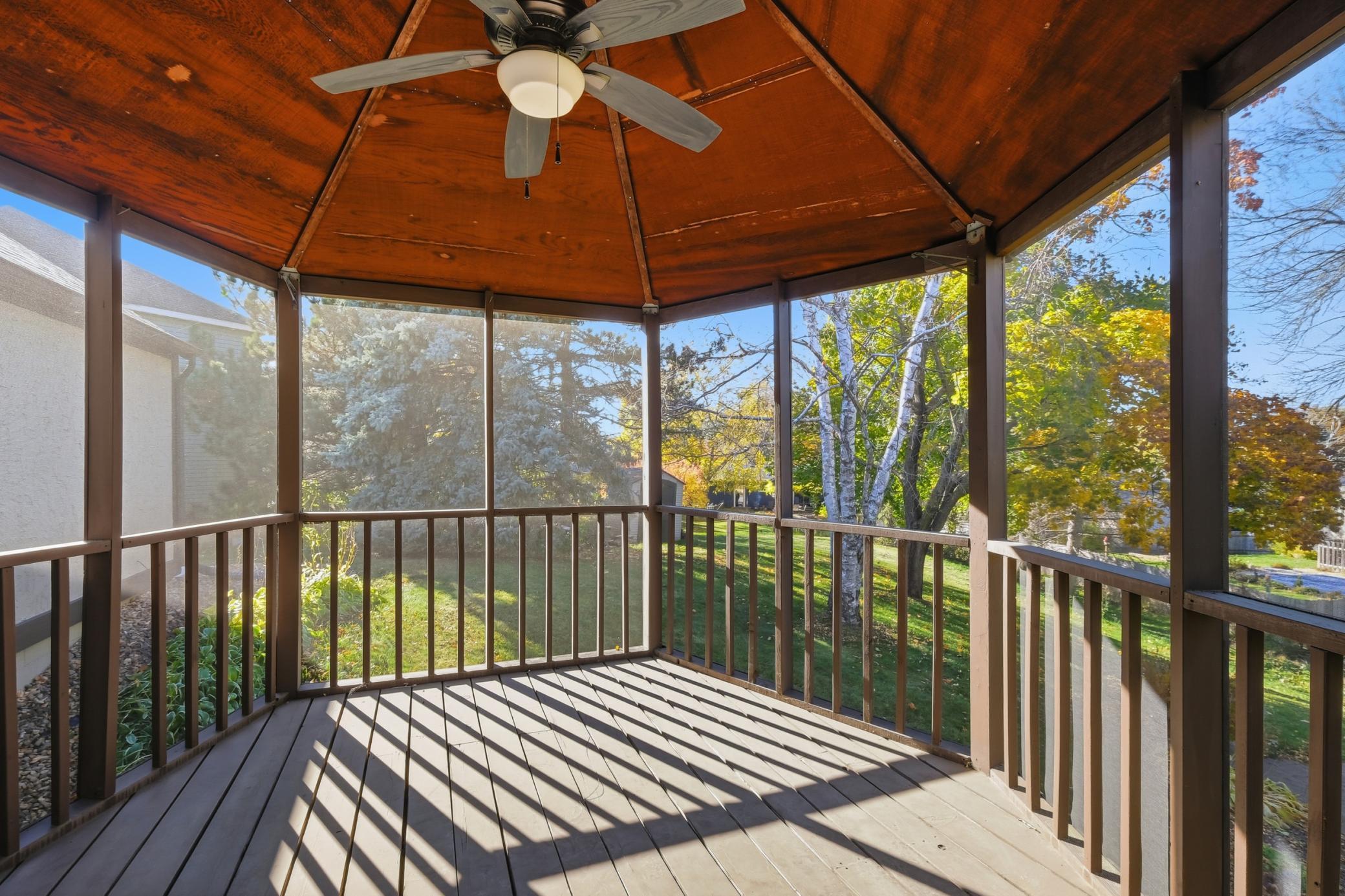 Woodbury, Minnesota, 55125, United States, 4 Bedrooms Bedrooms, ,2 BathroomsBathrooms,Residential,For Sale,1991775