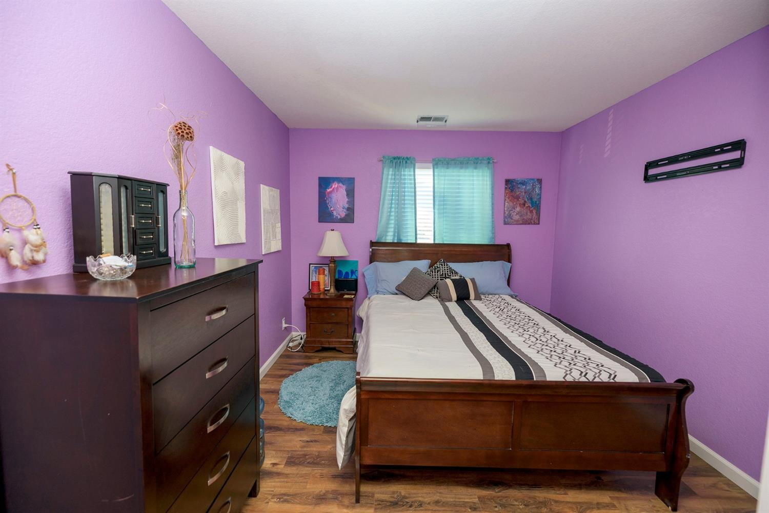 Tracy, California, 95376, United States, 4 Bedrooms Bedrooms, ,3 BathroomsBathrooms,Residential,For Sale,1980511