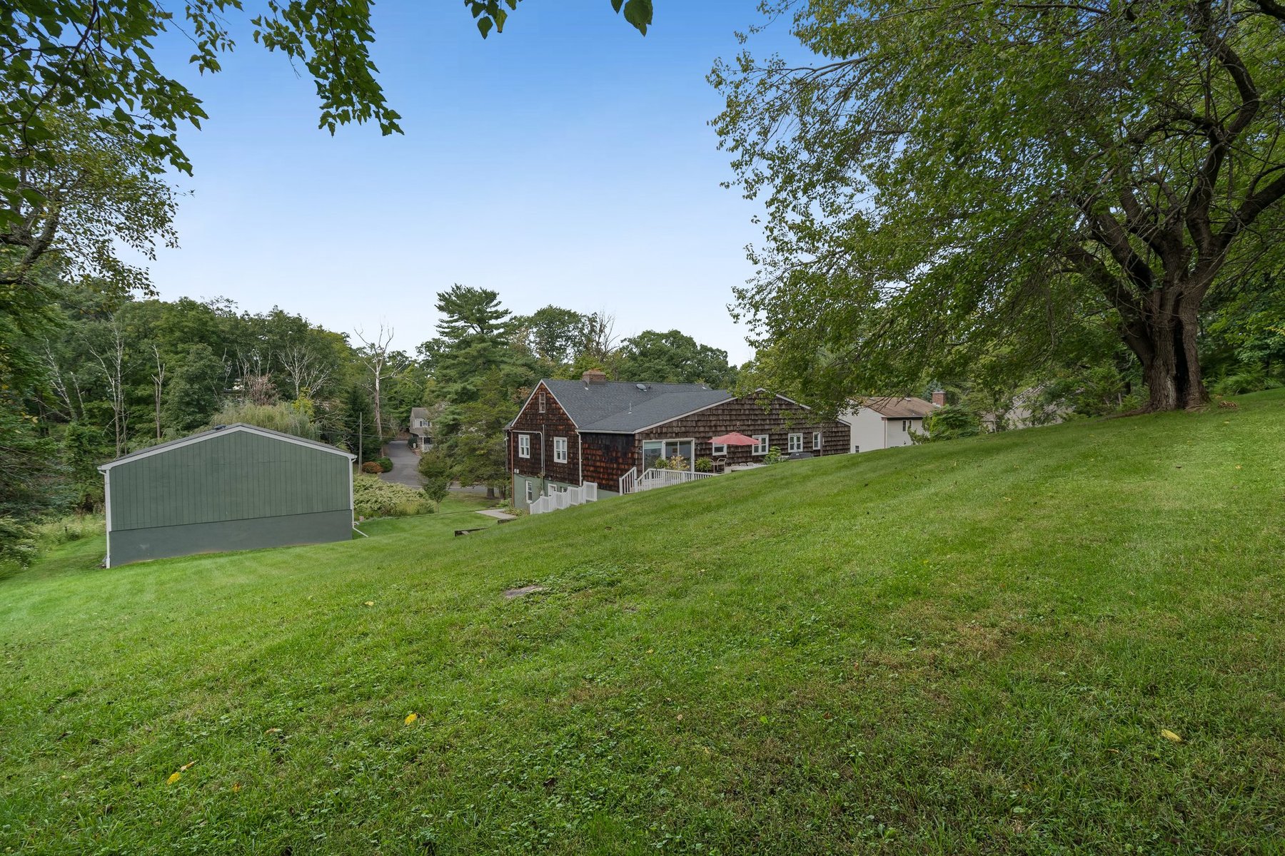  Raised Ranch offers Charm and a Neat Aesthetic - 物件實景