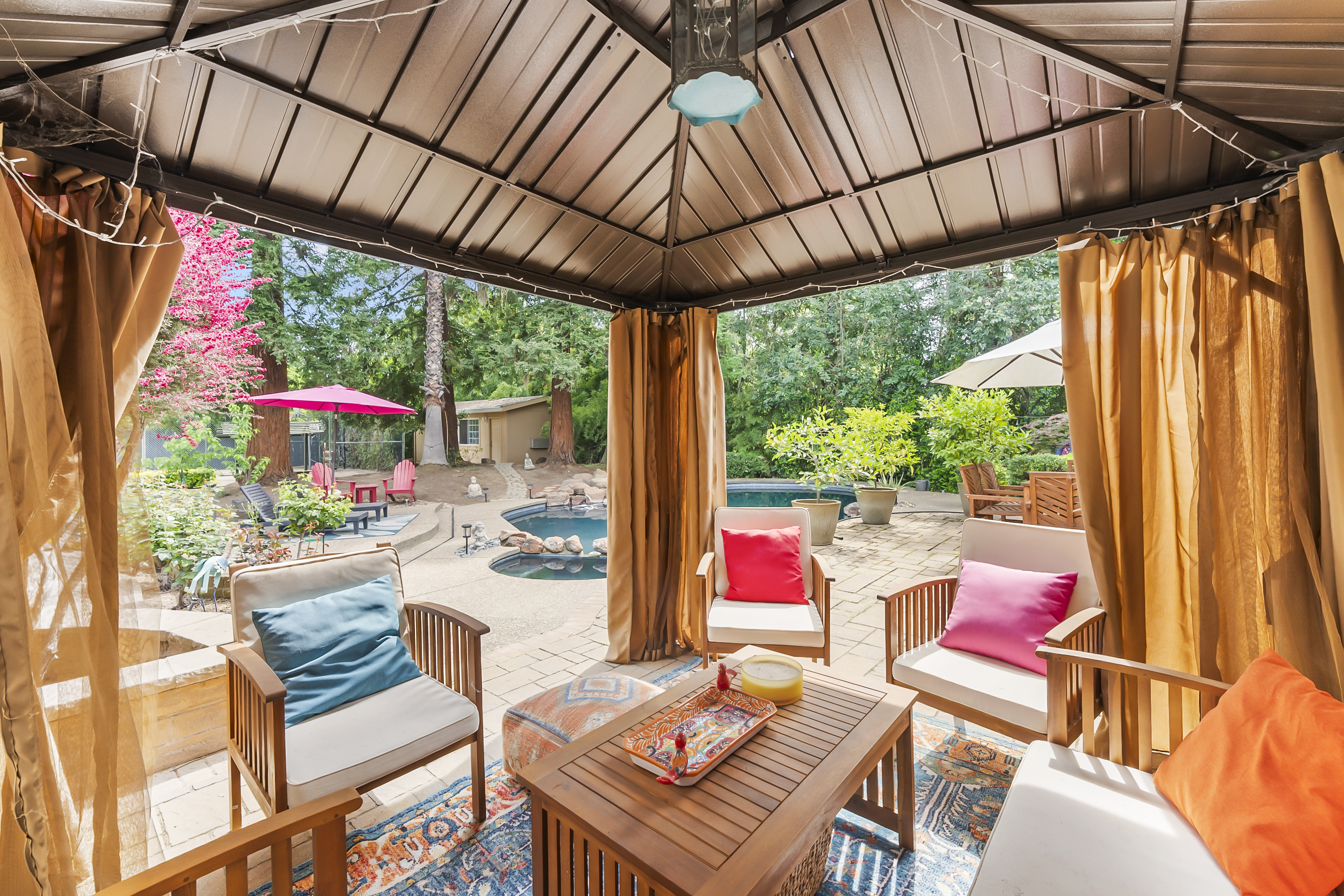  2230 Hillcrest Way, Carmichael, CA 95608 - 物件實景