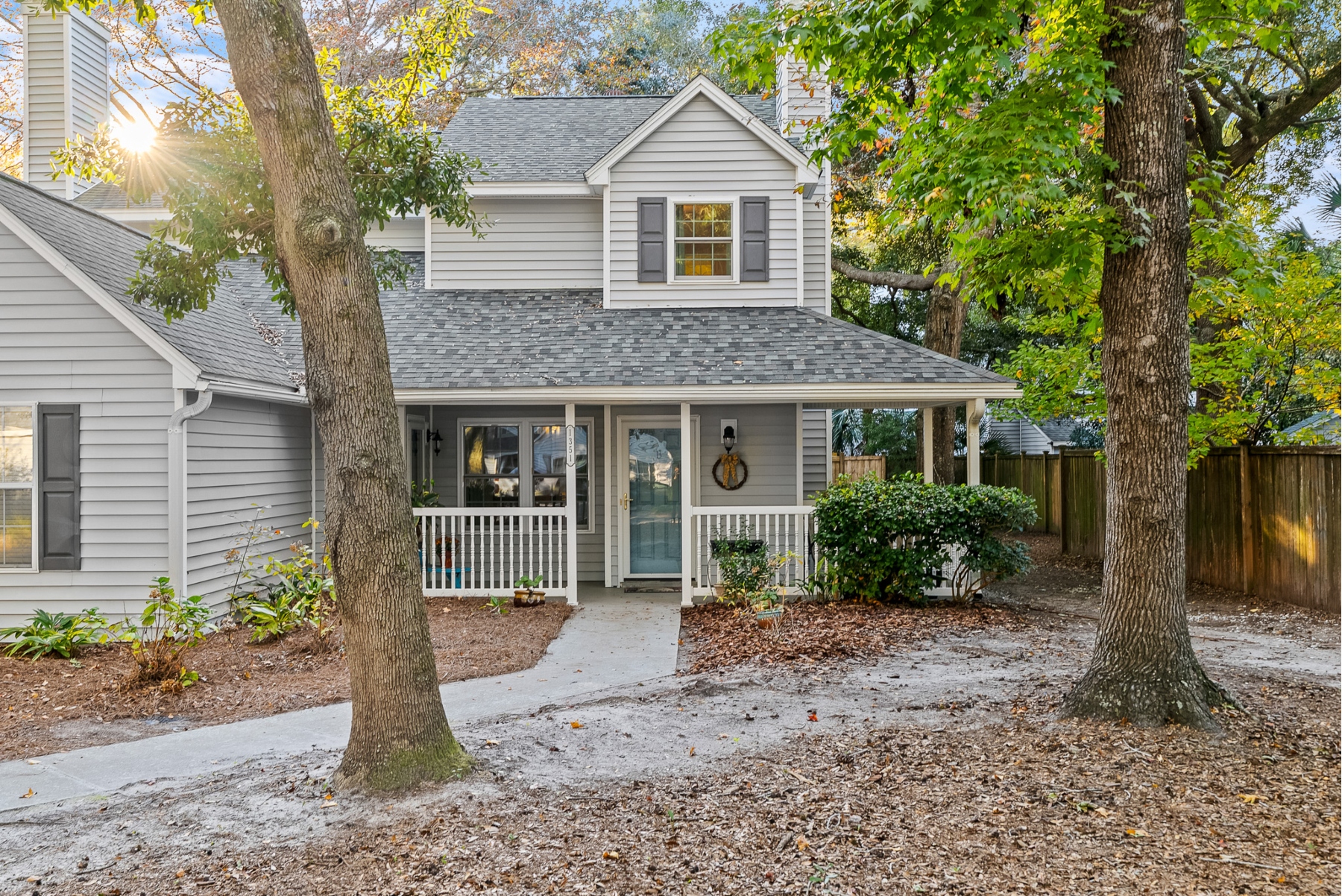  1351 Cassidy Court Unit B, Mount Pleasant - 物件實景
