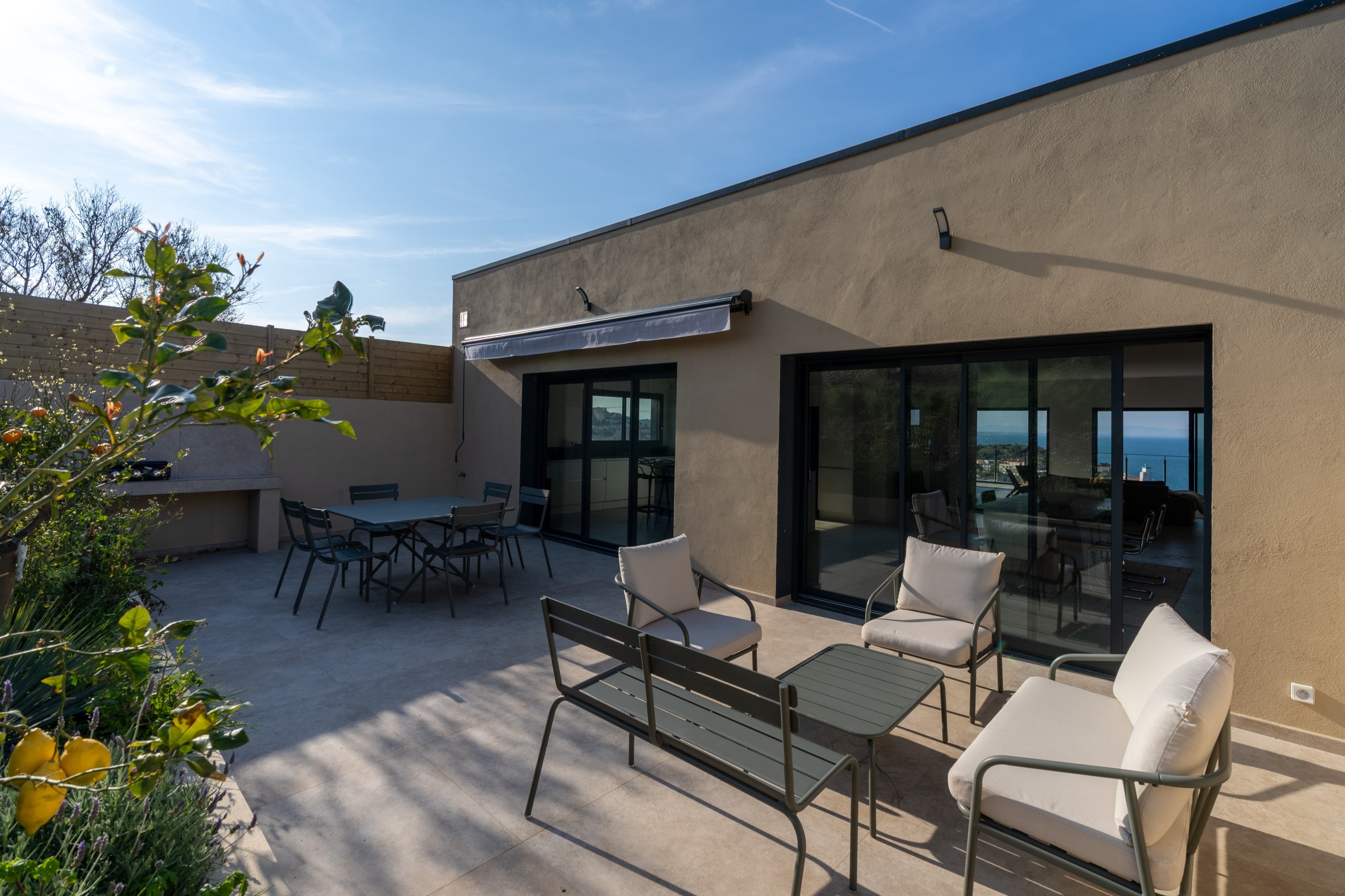  Exceptional Sea-View villa – 220 m² of living space with garage and elevator. - 物件實景