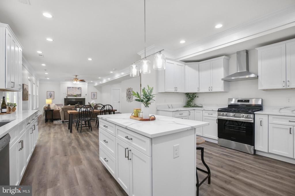 Fredericksburg, Virginia, 22408, United States, 4 Bedrooms Bedrooms, ,4 BathroomsBathrooms,Residential,For Sale,1737760
