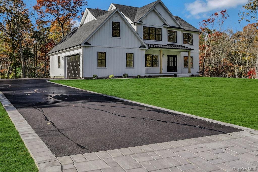 Middle Island, New York, 11953, United States, 4 Bedrooms Bedrooms, ,4 BathroomsBathrooms,Residential,For Sale,1988192