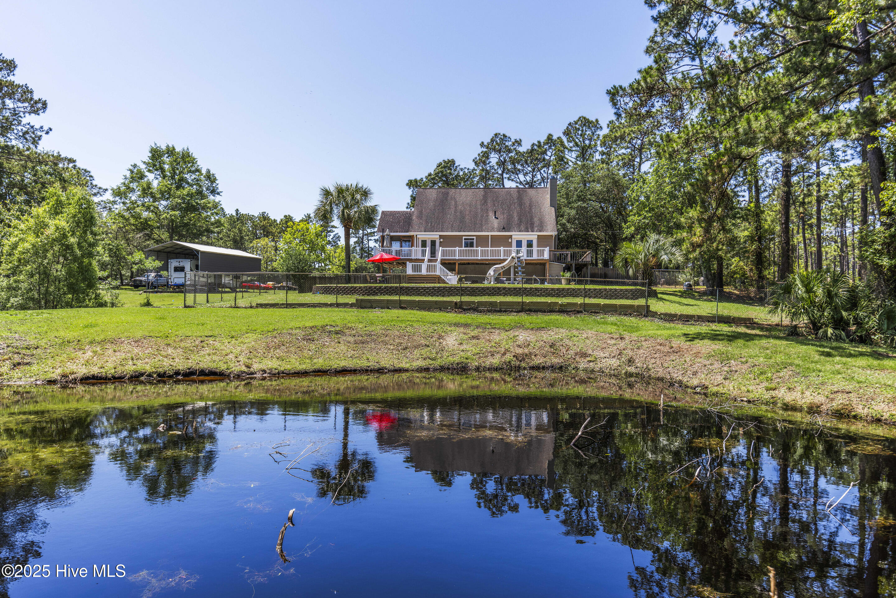 Southport, North Carolina, 28461, United States, 3 Bedrooms Bedrooms, ,4 BathroomsBathrooms,Residential,For Sale,1895633