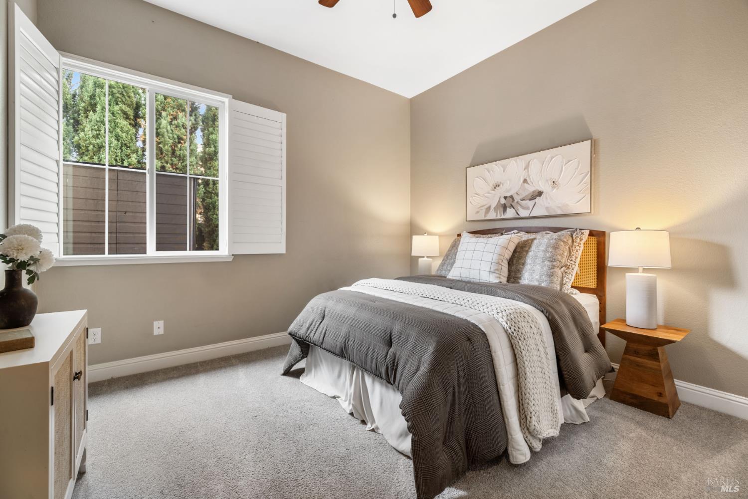 Santa Rosa, California, 95407, United States, 3 Bedrooms Bedrooms, ,2 BathroomsBathrooms,Residential,For Sale,1988541