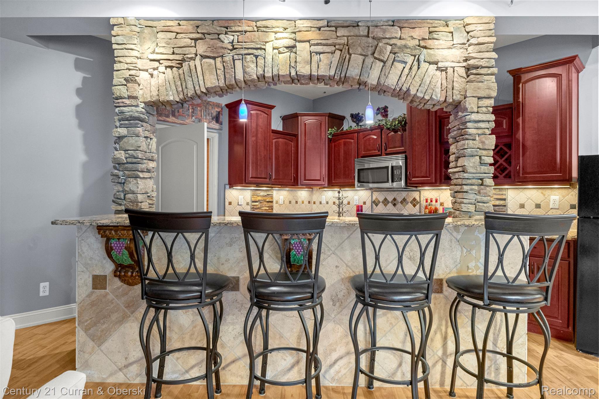 Groveland Township, Michigan, 48442, United States, 5 Bedrooms Bedrooms, ,6 BathroomsBathrooms,Residential,For Sale,1982712