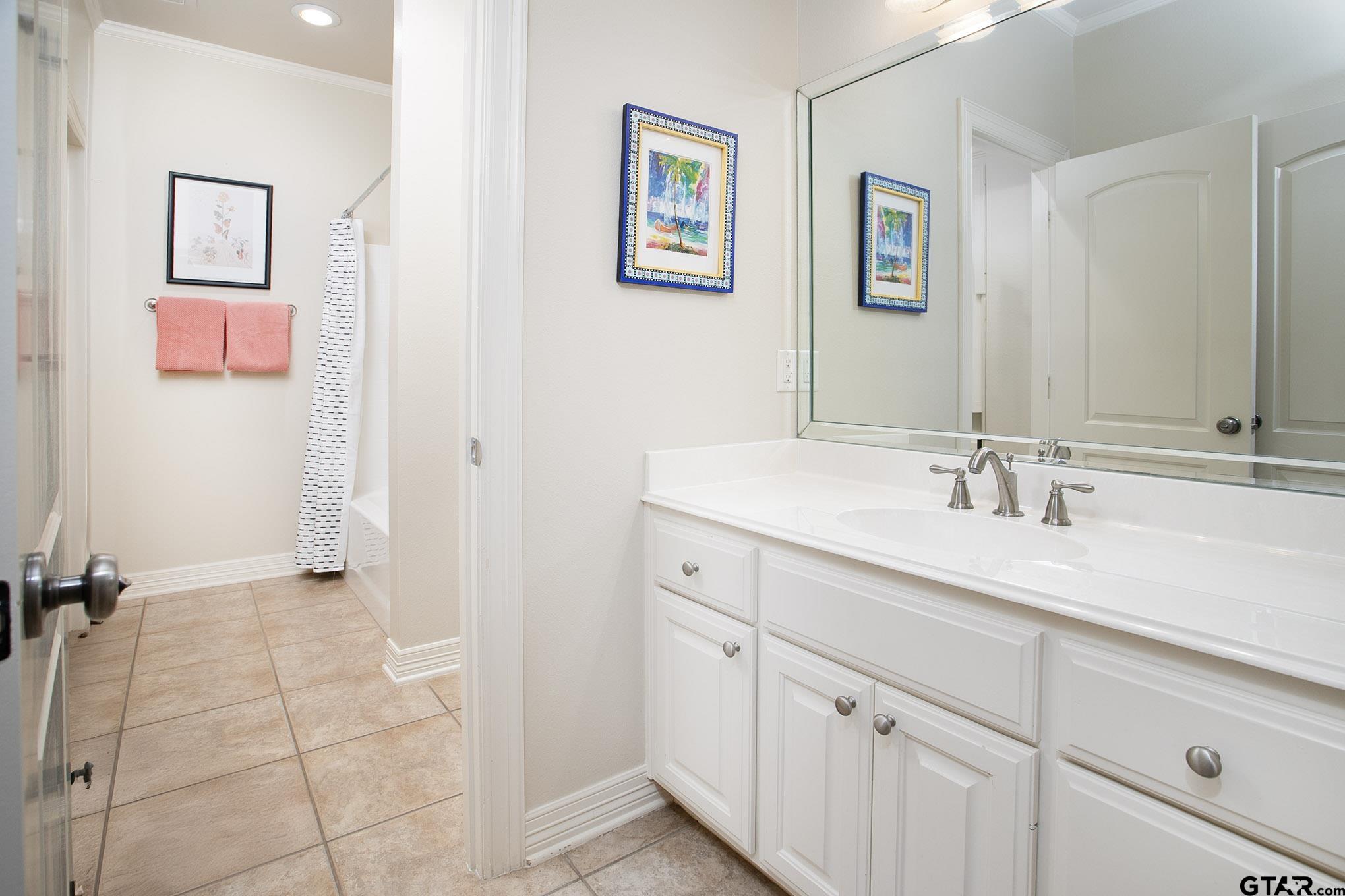 Flint, Texas, 75762, United States, 4 Bedrooms Bedrooms, ,3 BathroomsBathrooms,Residential,For Sale,1857691