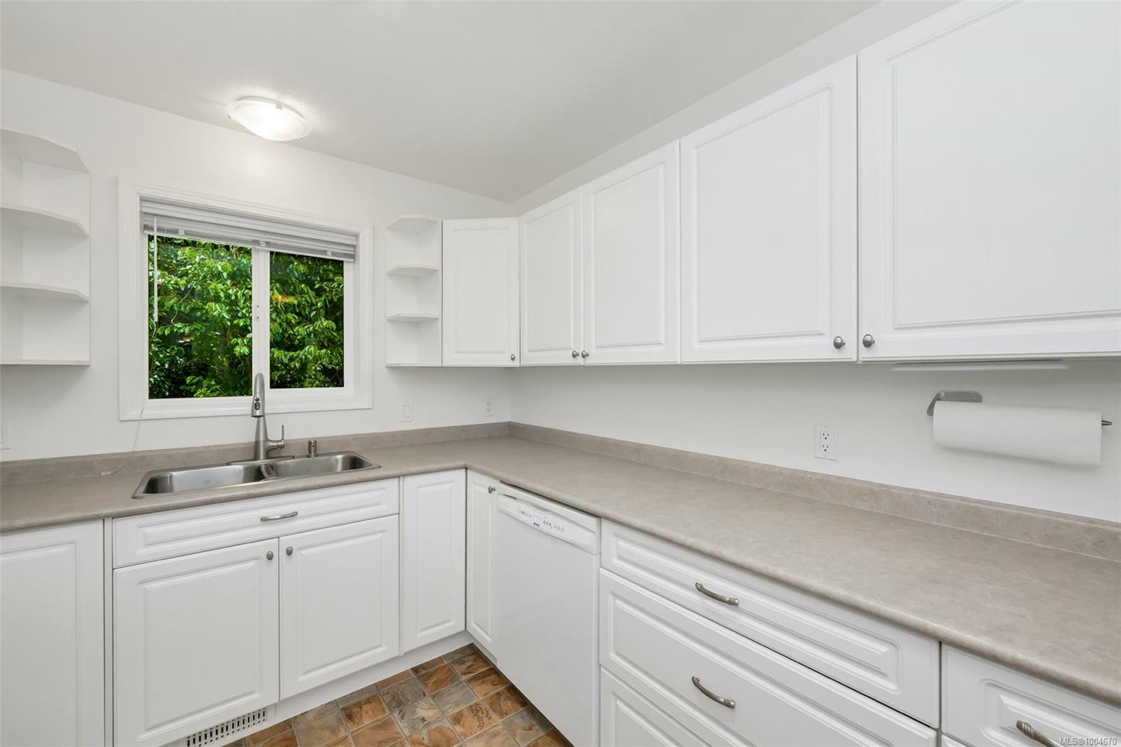 DUNCAN, British Columbia, V9L 2S2, CA, 2 Bedrooms Bedrooms, ,Residential,For Sale,1875363