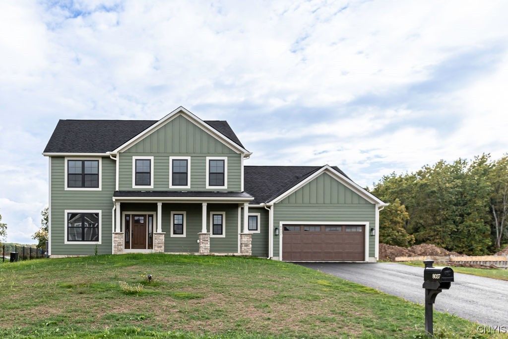 Baldwinsville, New York, 13027, United States, 4 Bedrooms Bedrooms, ,3 BathroomsBathrooms,Residential,For Sale,1991108