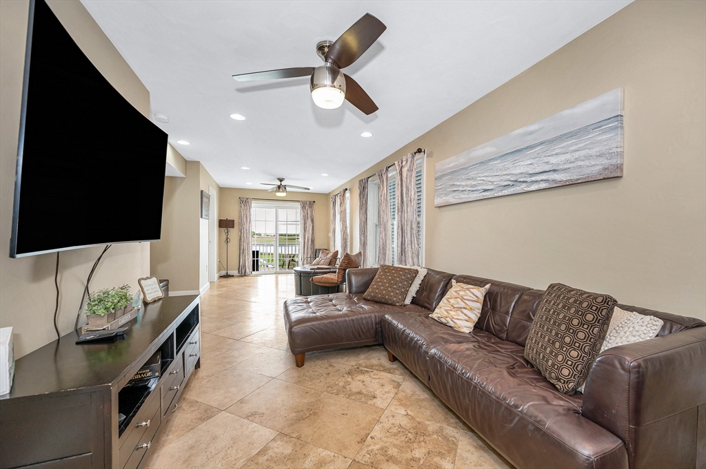 Salisbury, Massachusetts, 01952, United States, 4 Bedrooms Bedrooms, ,3 BathroomsBathrooms,Residential,For Sale,1899525
