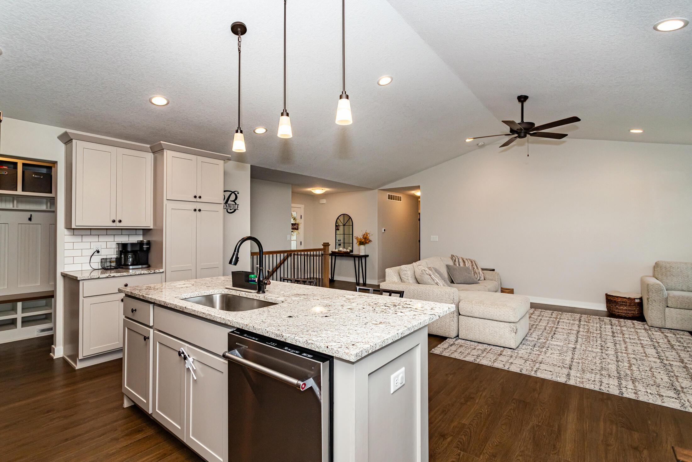 Huxley, Iowa, 50124, United States, 4 Bedrooms Bedrooms, ,3 BathroomsBathrooms,Residential,For Sale,1915639