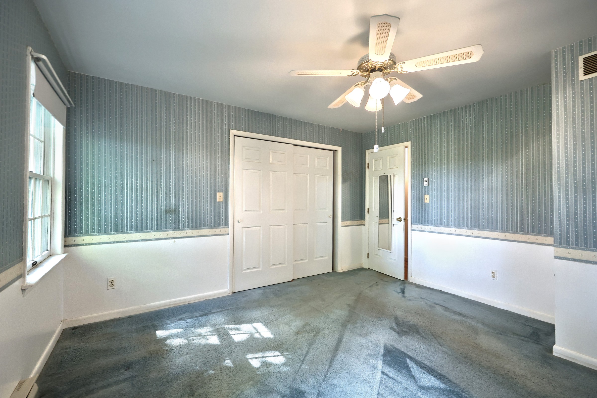 Felton, Pennsylvania, 17322, United States, 4 Bedrooms Bedrooms, ,2 BathroomsBathrooms,Residential,For Sale,1977692