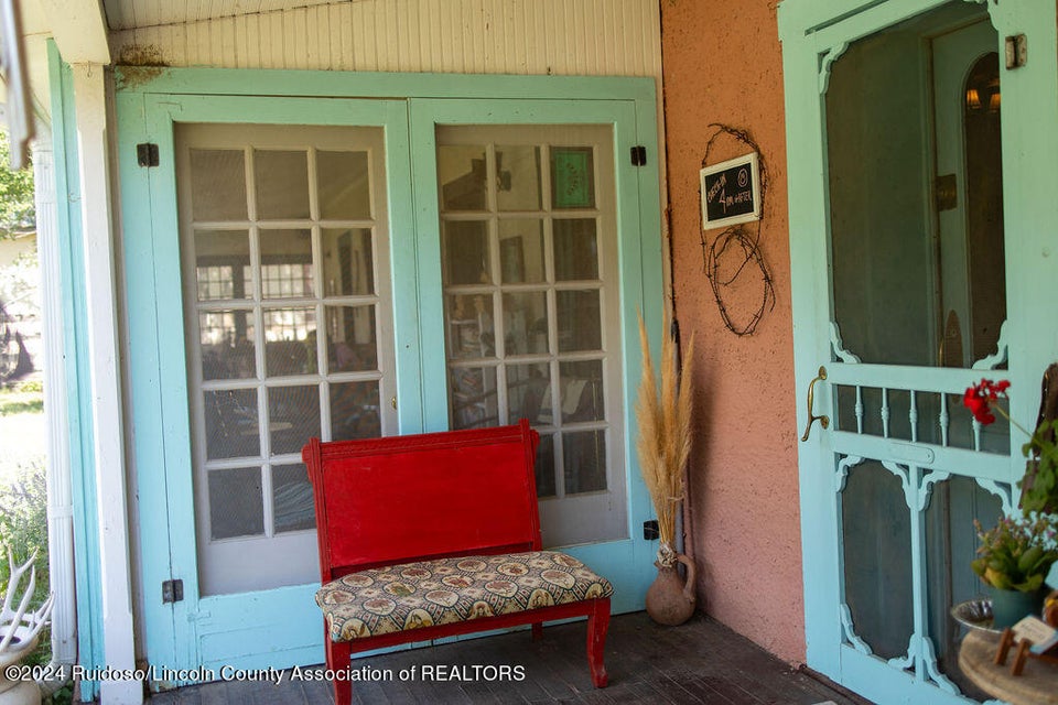 Lincoln, New Mexico, 88338, United States, 7 Bedrooms Bedrooms, ,9 BathroomsBathrooms,Residential,For Sale,1974977