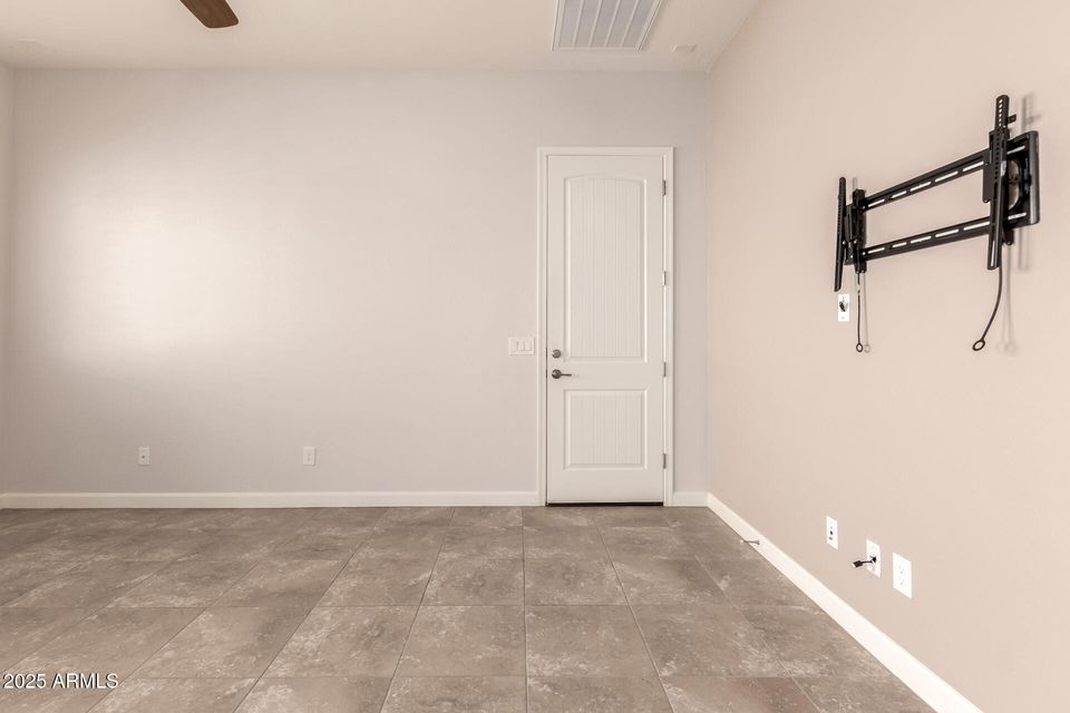 Chandler, Arizona, 85286, United States, 4 Bedrooms Bedrooms, ,Residential,For Sale,1976869