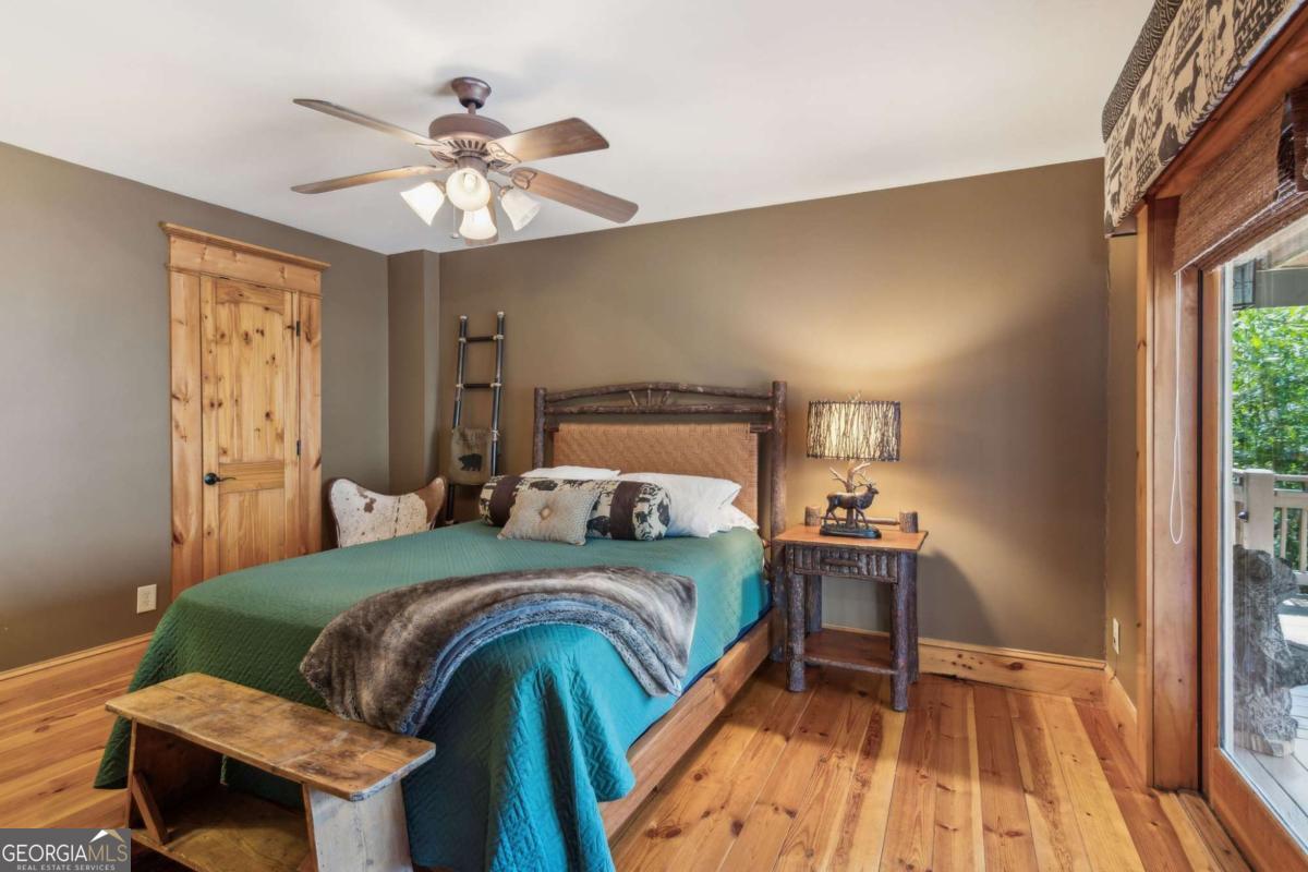 Ellijay, Georgia, 30536, United States, 5 Bedrooms Bedrooms, ,4 BathroomsBathrooms,Residential,For Sale,1880037