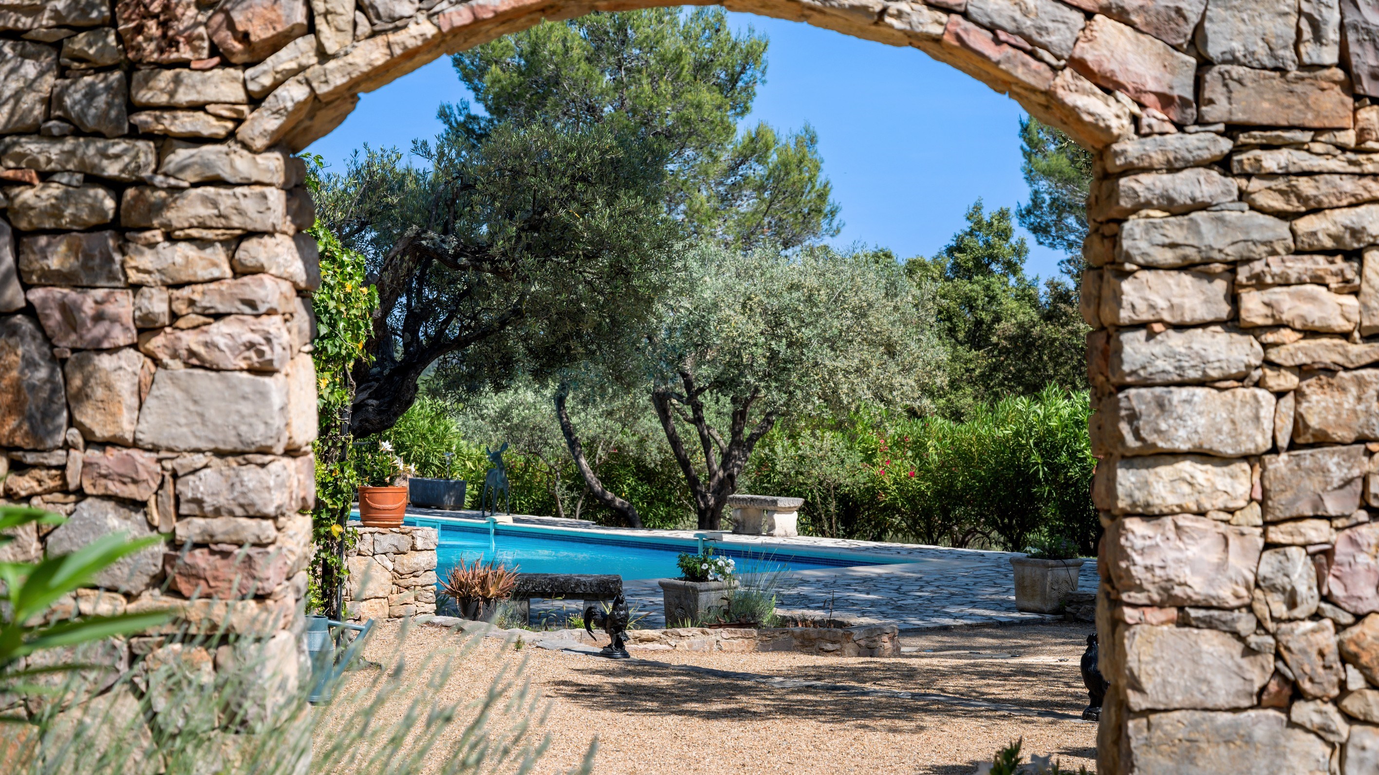  Elegant Provencal Bastide in a Rare Preserved Setting - 物件實景