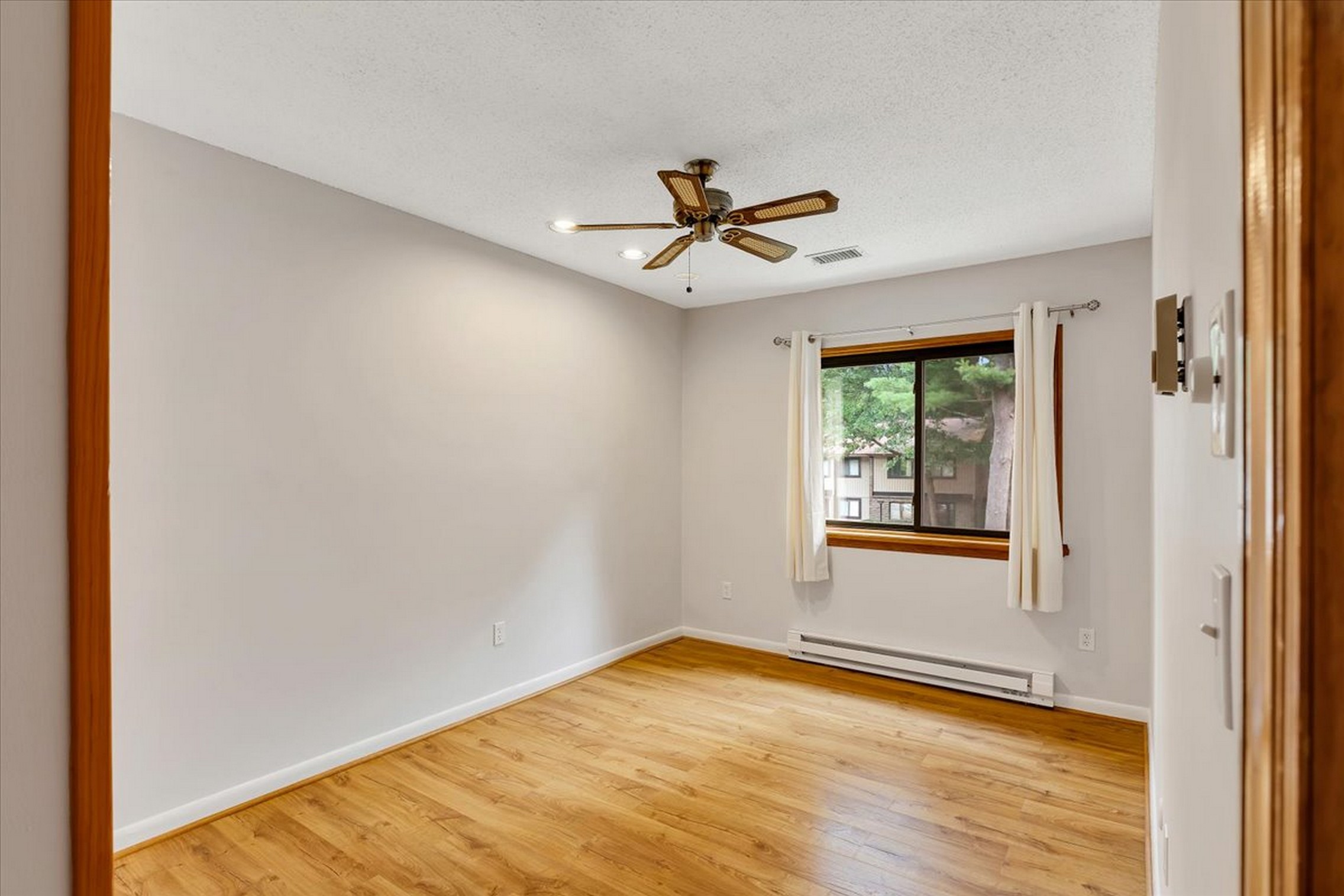  113 Knollwood Terrace, Albany, NY, 12203 - 物件實景