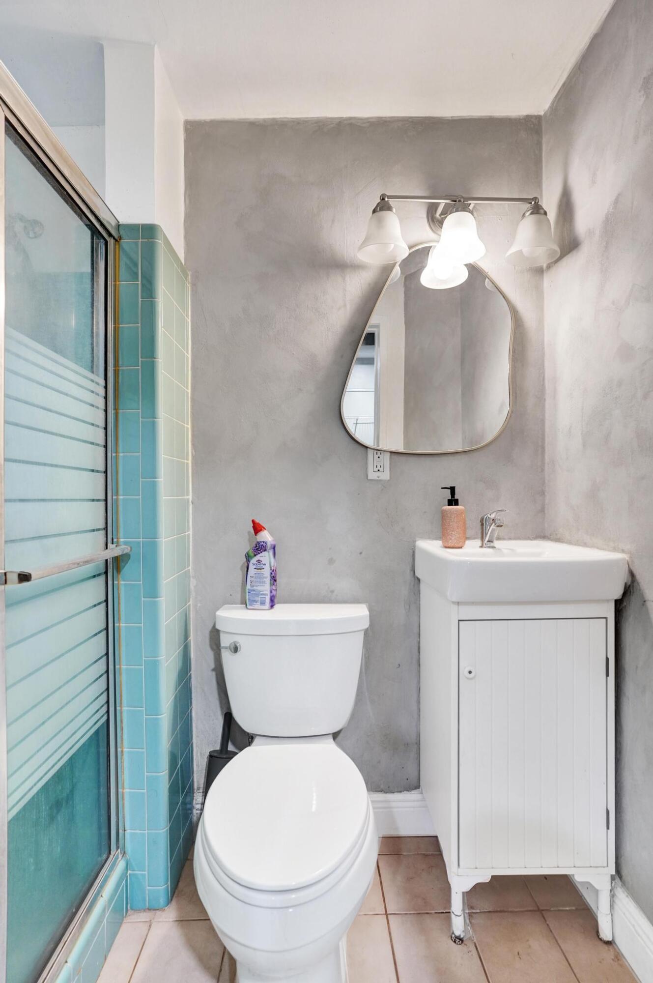 Fort Lauderdale, Florida, 33305, United States, 3 Bedrooms Bedrooms, ,2 BathroomsBathrooms,Residential,For Sale,2027542